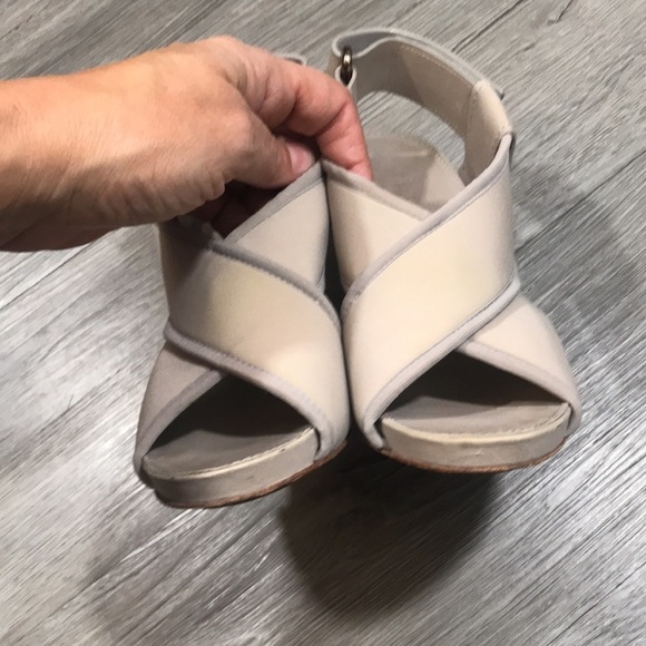 Theory Light Taupe Sling Back Crisscross Heeled Sandals size 37 - Picture 2 of 10